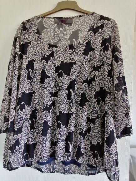 Womens Blouse Size 28 Navy And White Double Layer dress up or down - Picture 8 of 15